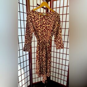 H&M dress print - Very flattering and comfy